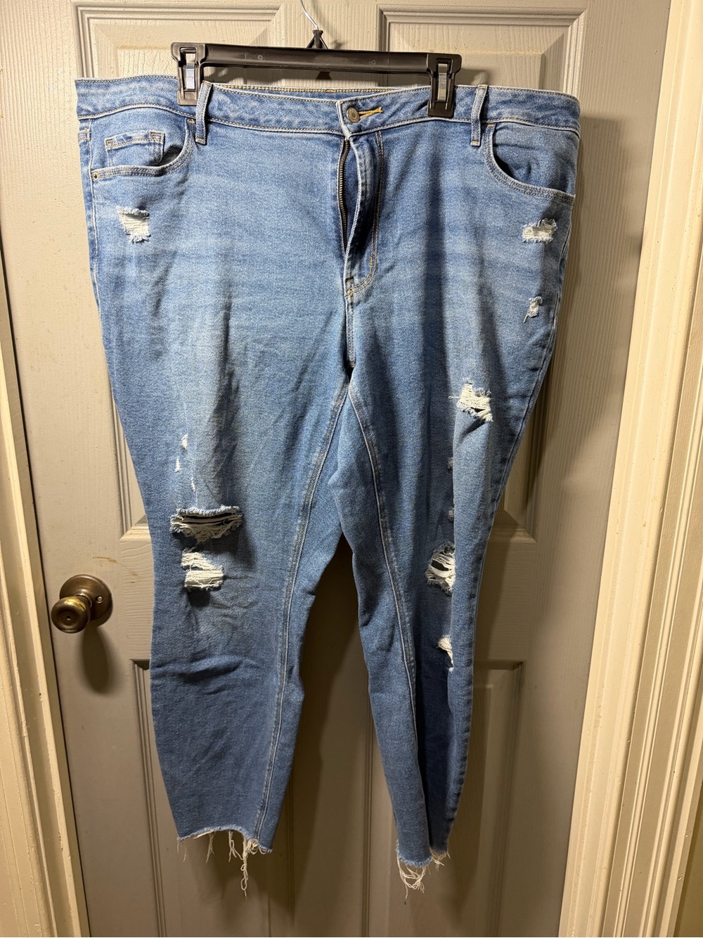 Old Navy Light Blue Distressed Women's Jeans
